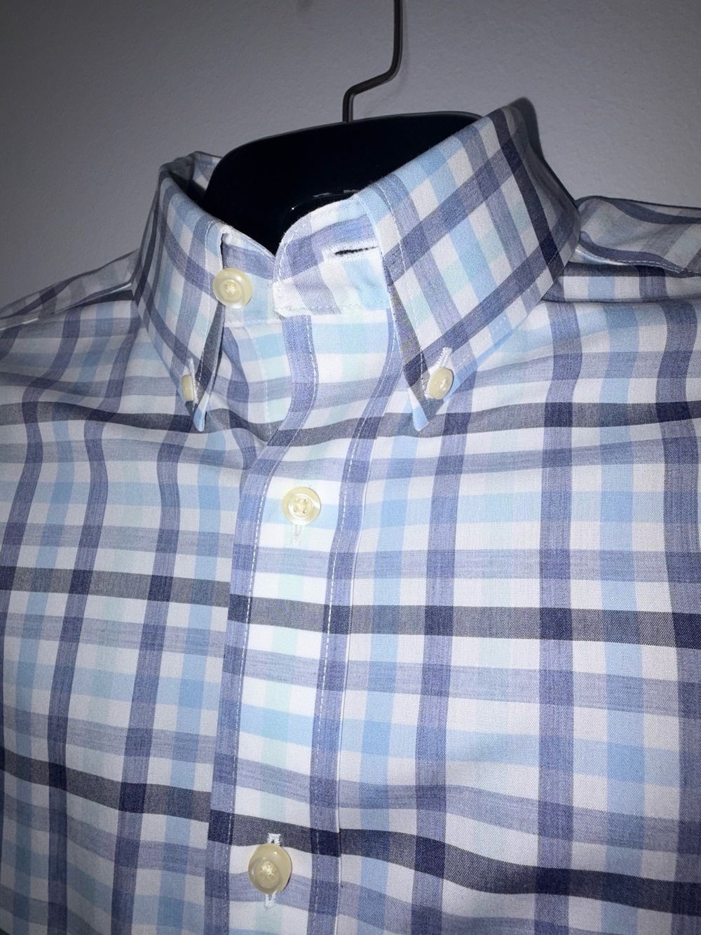 Roundtree & Yorke Short-Sleeve Button-Down Plaid Shirt
